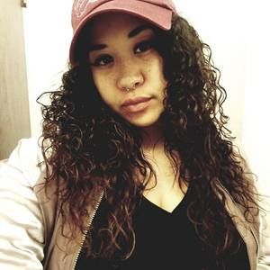 Meet your Posher, April